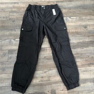 Women’s Black Cargo Jogger Pants